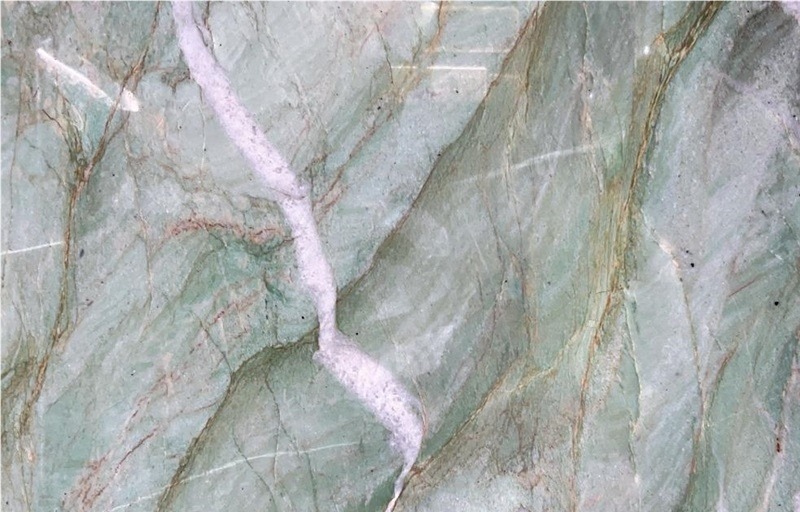 Adamantina Quartzite