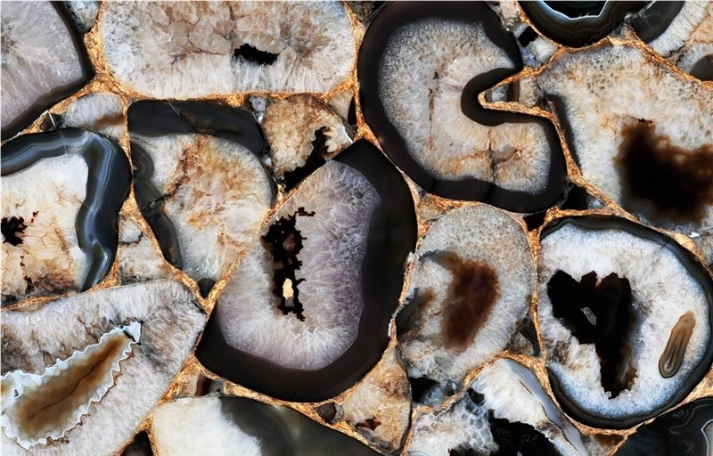 Agate Atena Gold Semiprecious Stone
