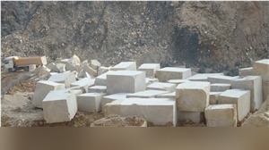 Akmonia Silver Marble