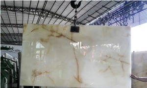 Almar White Onyx