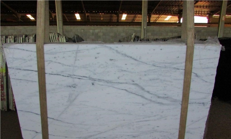 Carrarinha Marble