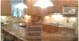 Juparana Crema Bordeaux Granite