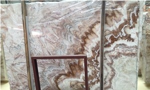 Lotus Onyx