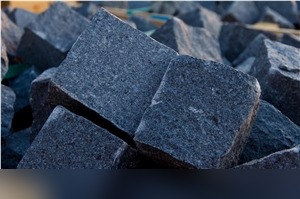 Preto Mourinha Granite