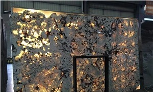 Splendor White Granite