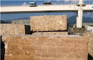 Toscano Noce Travertine