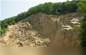 Trachite Calda Variegata