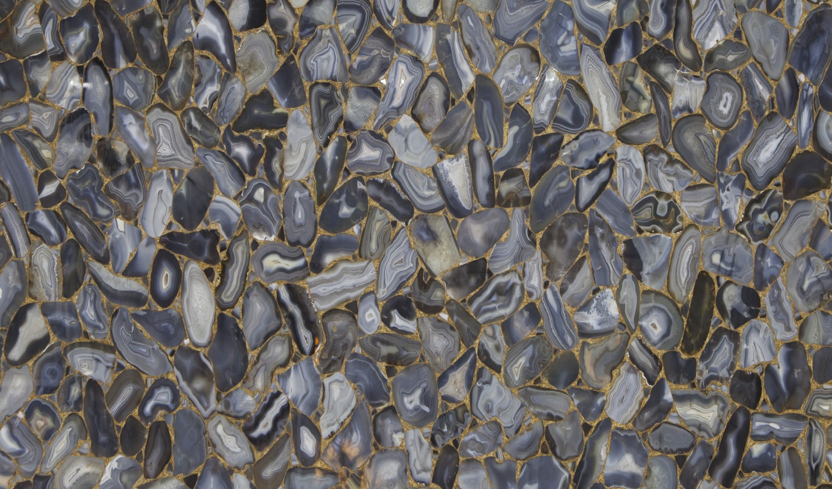 Agate Rubane With Gold Inlay