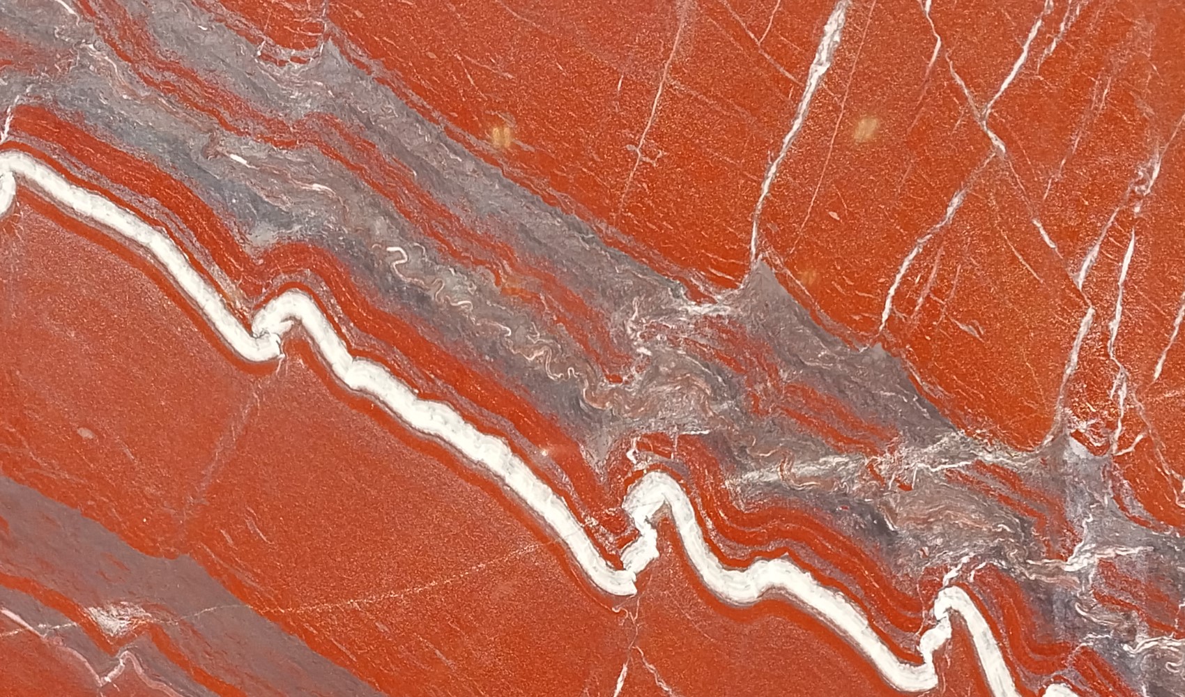 Rosso Laguna