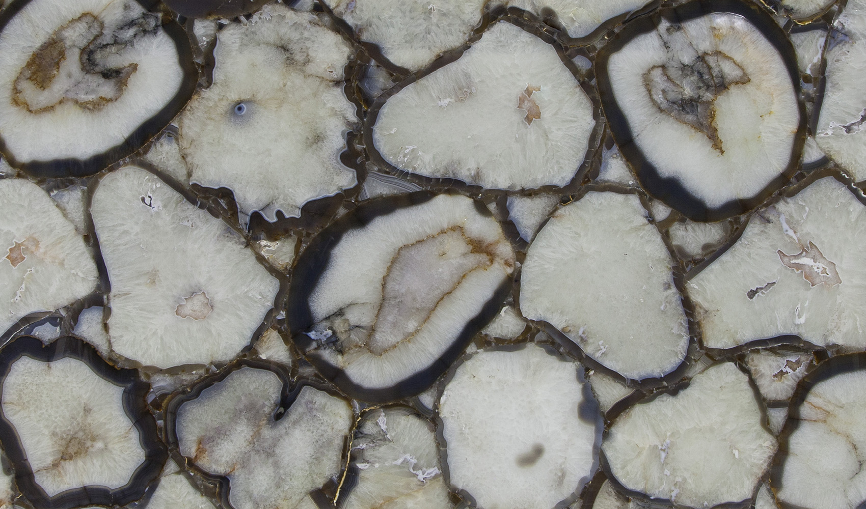Agate Titan Thera