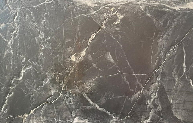 Alnoir Marble