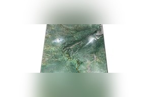 Botanic Bordeaux Quartzite