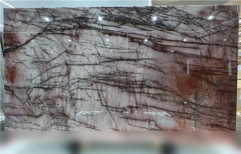 Cosmopolitan Quartzite
