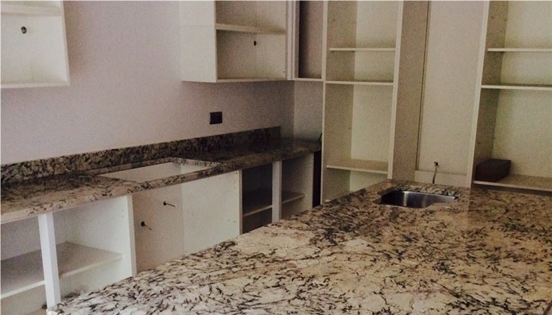 Crystal Cream Granite