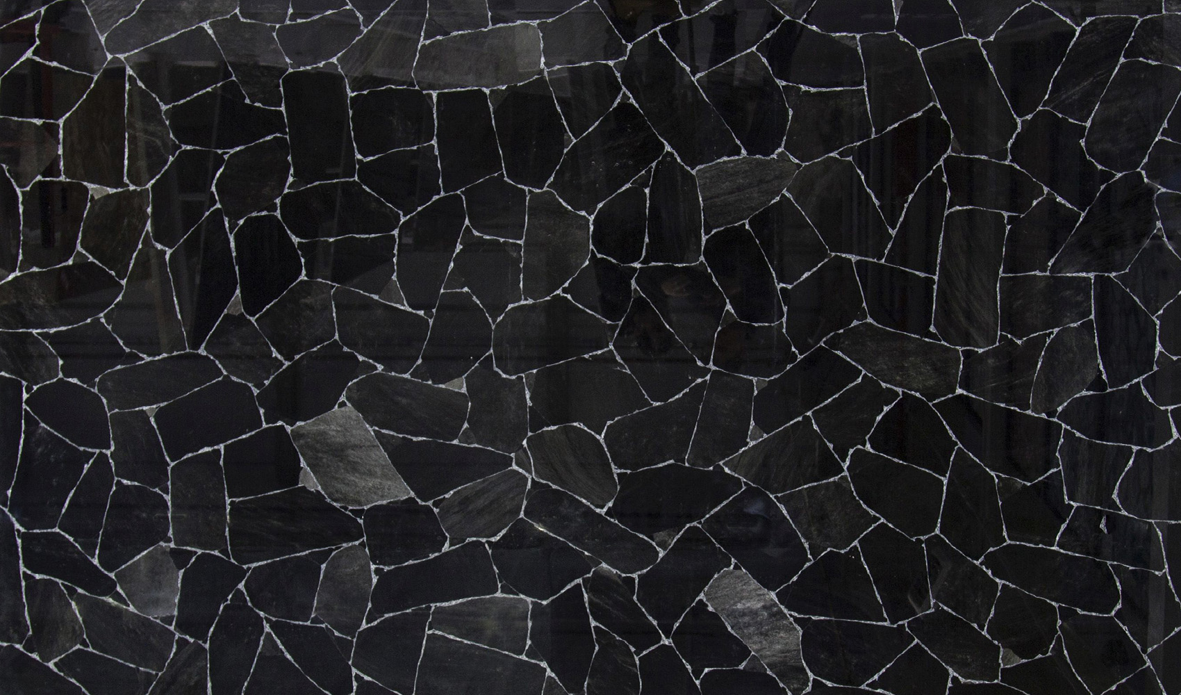Obsidian Silver Veines