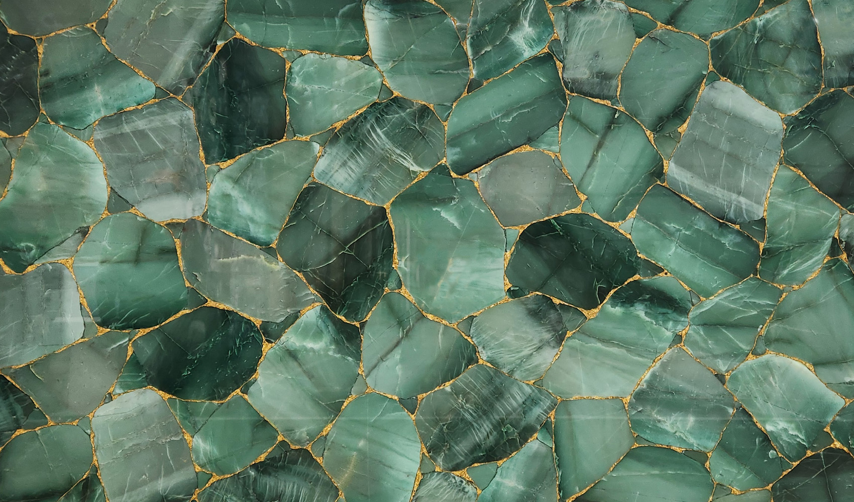 Quartz Green With Gold